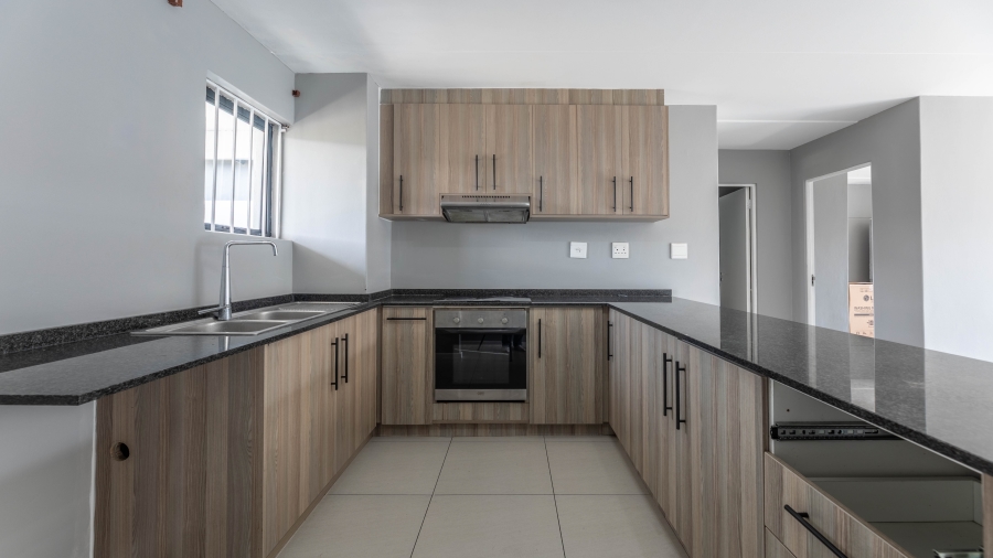 2 Bedroom Property for Sale in Parklands Western Cape